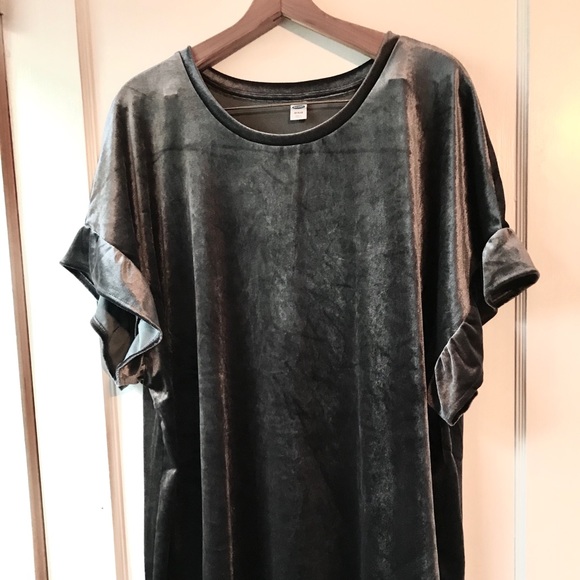 Velvet Ruffle Top - Picture 2 of 5